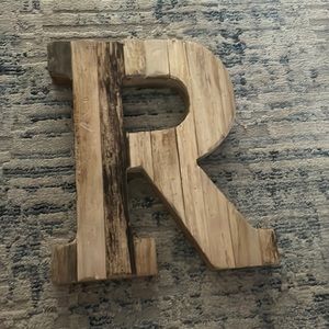R sign wooden